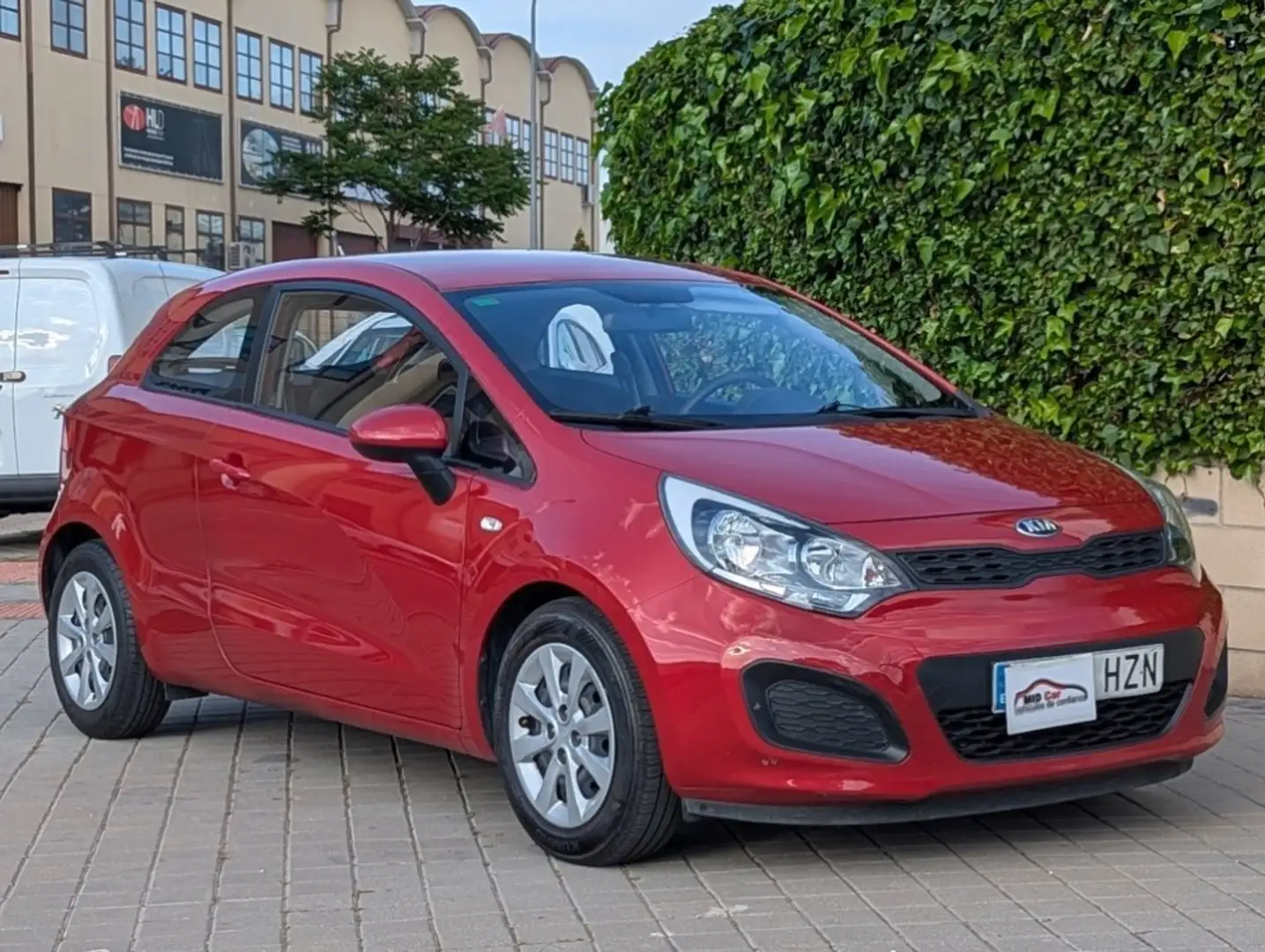 Kia Rio 1.2 Concept Rojo - 1