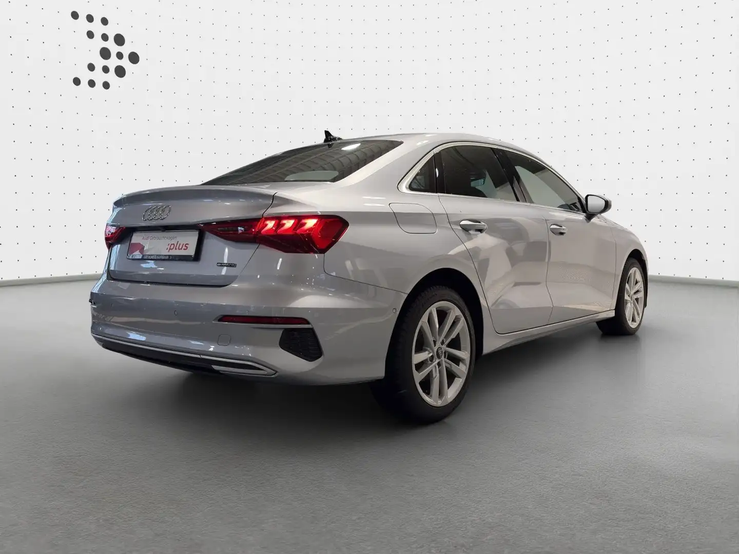 Audi A3 40 TFSI qu advanced  S tro*B&O*LED* Silber - 2