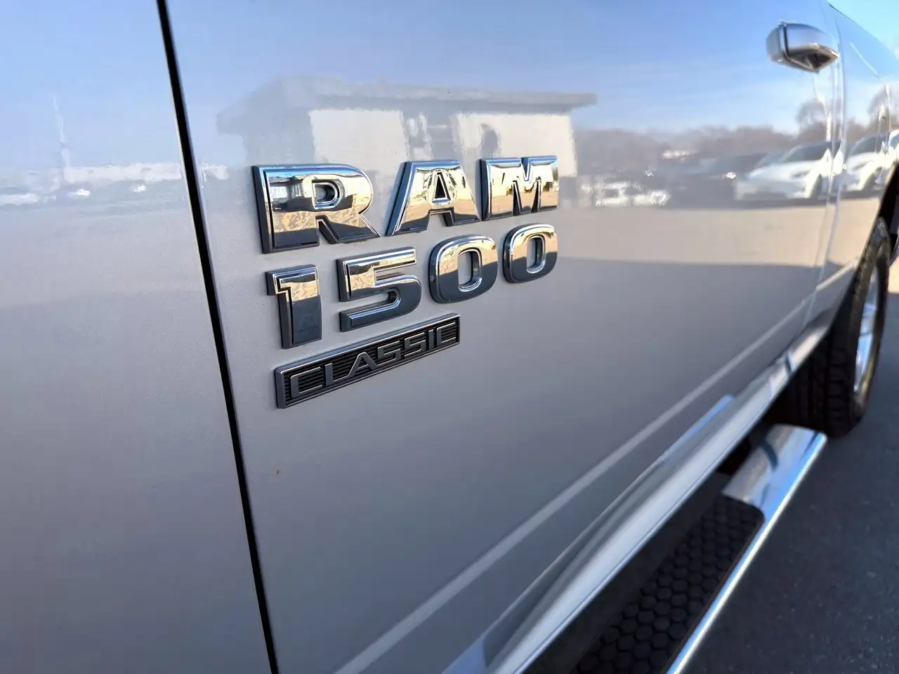 RAM 1500 снимка RAM 1500