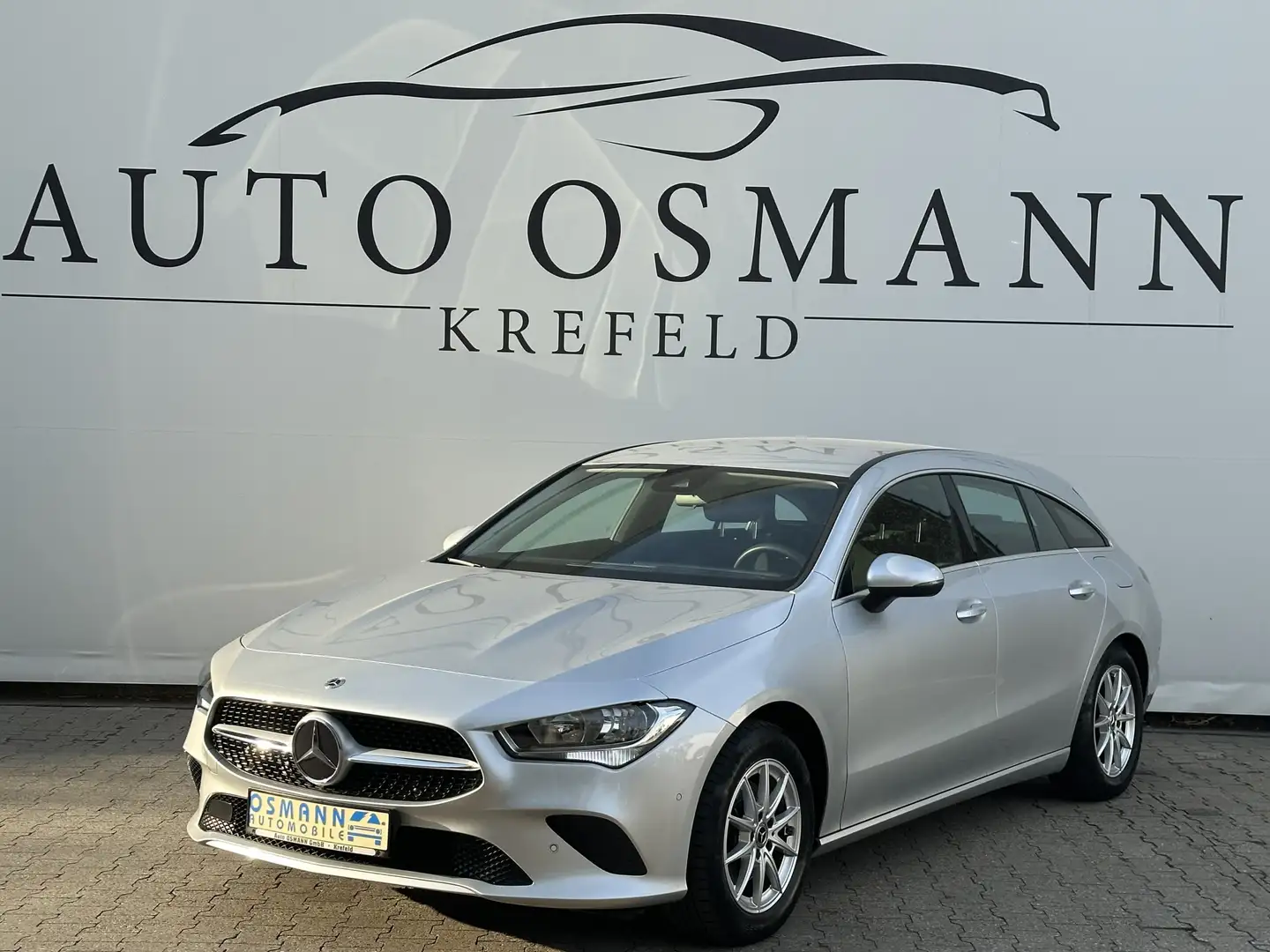 Mercedes-Benz CLA 200 d 4Matic 8G-DCT Argent - 1