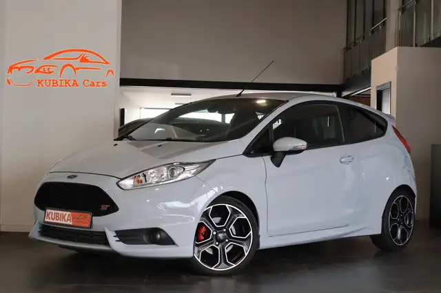 Ford Fiesta Fiesta ST200 1.6 EcoBoost CruiseC RECARDO Garantie
