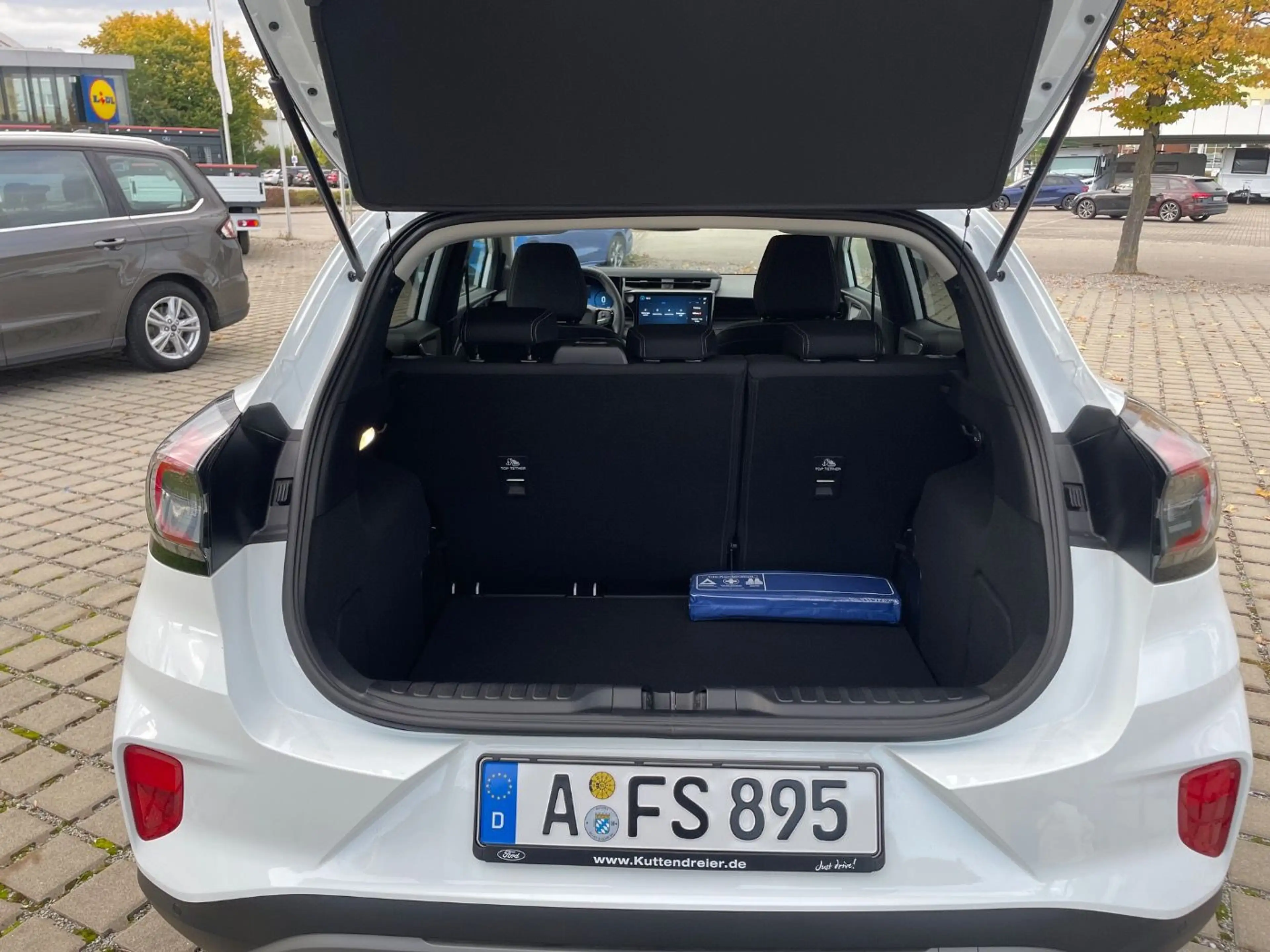 Ford Puma Titanium 1.0 NAVI*AHK*SHZ*LED*PDC*CAM — photo 8