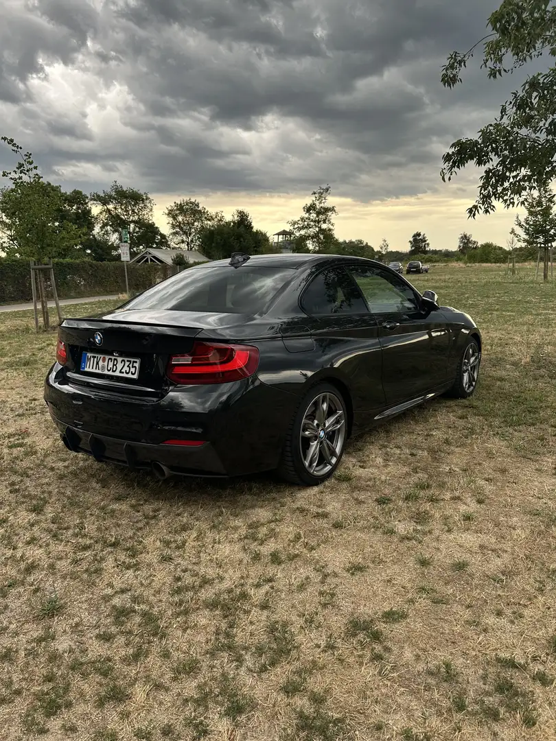 BMW 235 M235i xDrive Coupe Sport-Aut. Schwarz - 2