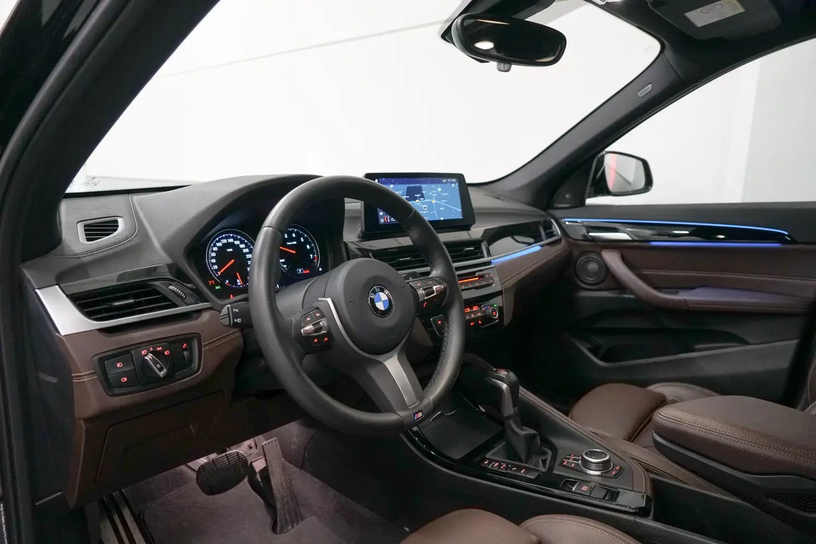 BMW X1 xDrive25e M-Sport | Panoramadak | Head Up | Harman Zwart - 2