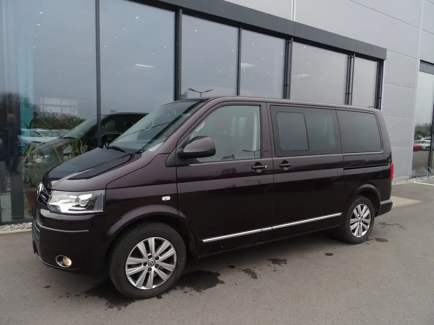 Volkswagen T5 Multivan Highline, SHZ, Navi, AHK, Motor neu Schwarz - 2