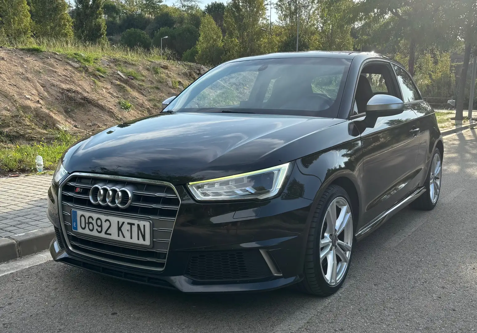Audi S1 2.0 TFSI quattro Negru - 2