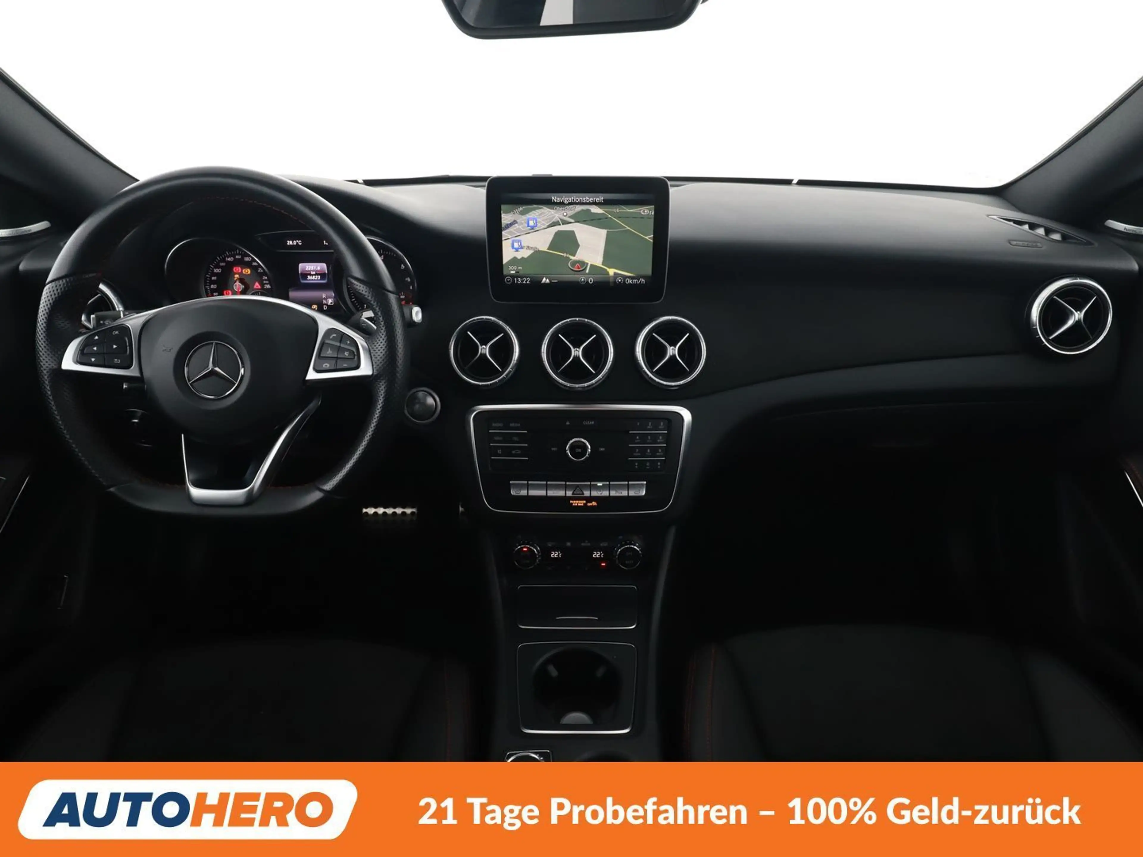 Mercedes-Benz CLA 220 CLA 220 Shooting Brake AMG Line — photo 12
