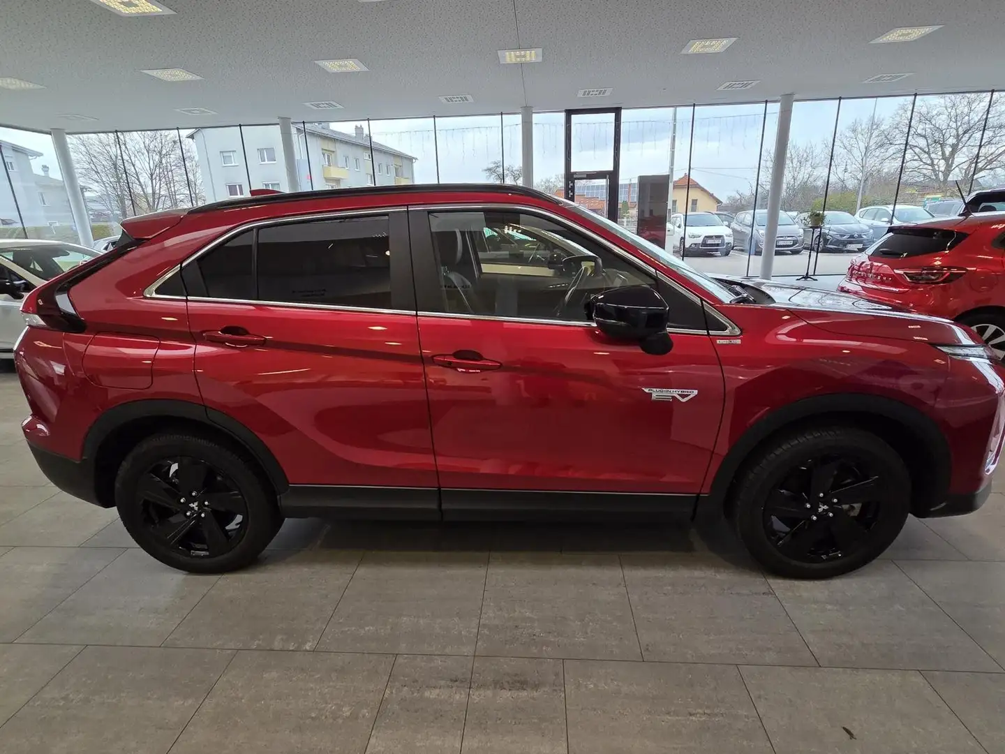 Mitsubishi Eclipse Cross Eclipse Cross 2,4 PHEV 4WD 45 Jahre Edition CVT Rot - 2