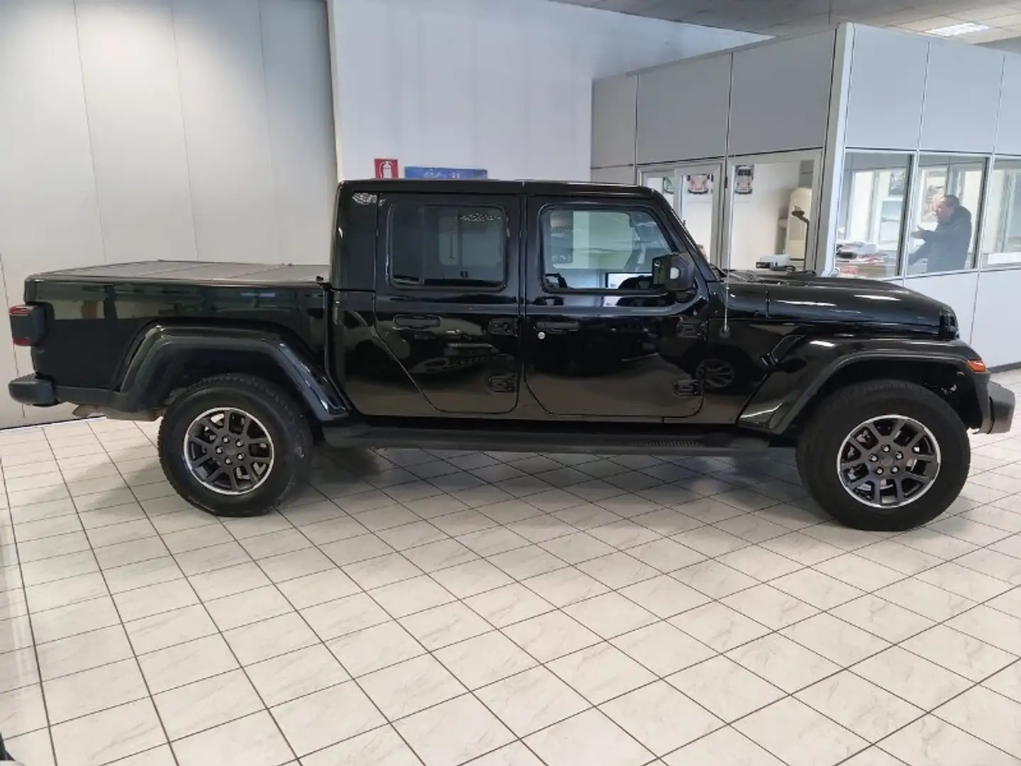 Jeep Gladiator Gladiator 3.0 Diesel V6 Overland Nero - 2