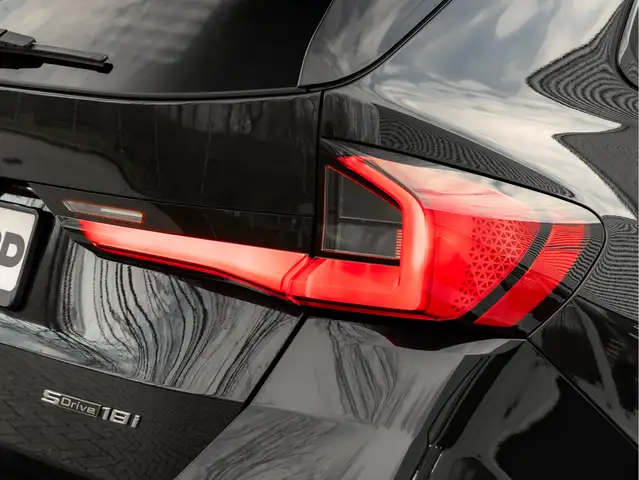 BMW X1 view 11