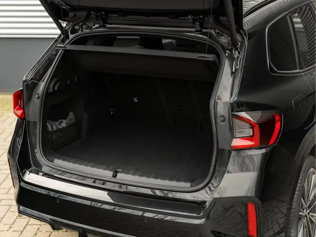 BMW X1 view 12