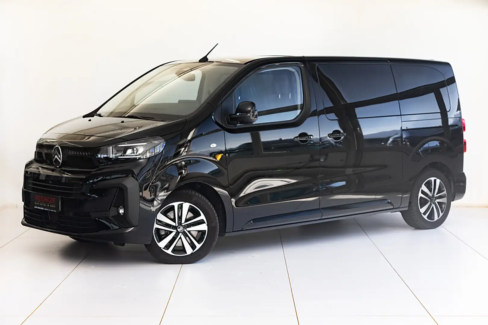 Citroen Spacetourer Diesel 180 S&S EAT8 M Business Lounge / VIP 7 S... Schwarz - 1