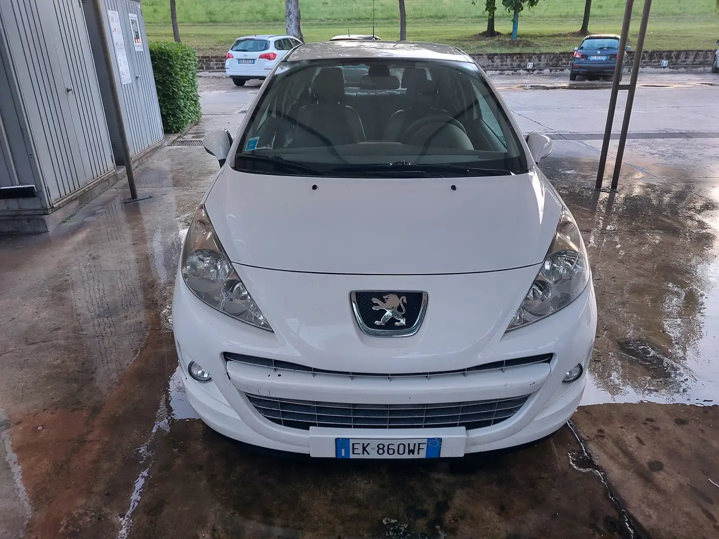 Peugeot 207 207 3p 1.6 hdi 8v Allure 112cv Bianco - 2