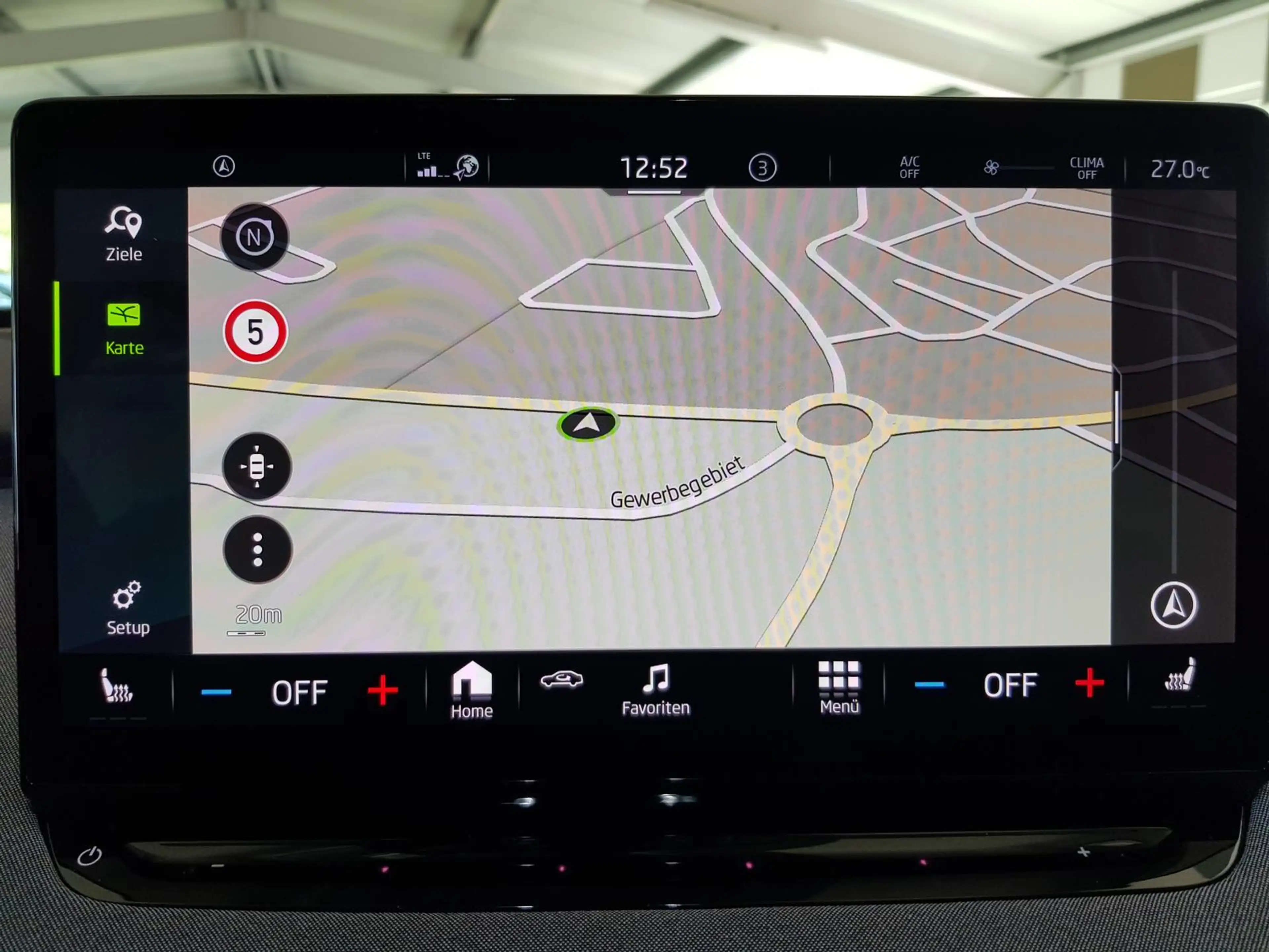 Skoda Enyaq iV60 Navi Sitzheiz. AHK Wä-Pumpe PDC ACC — photo 10