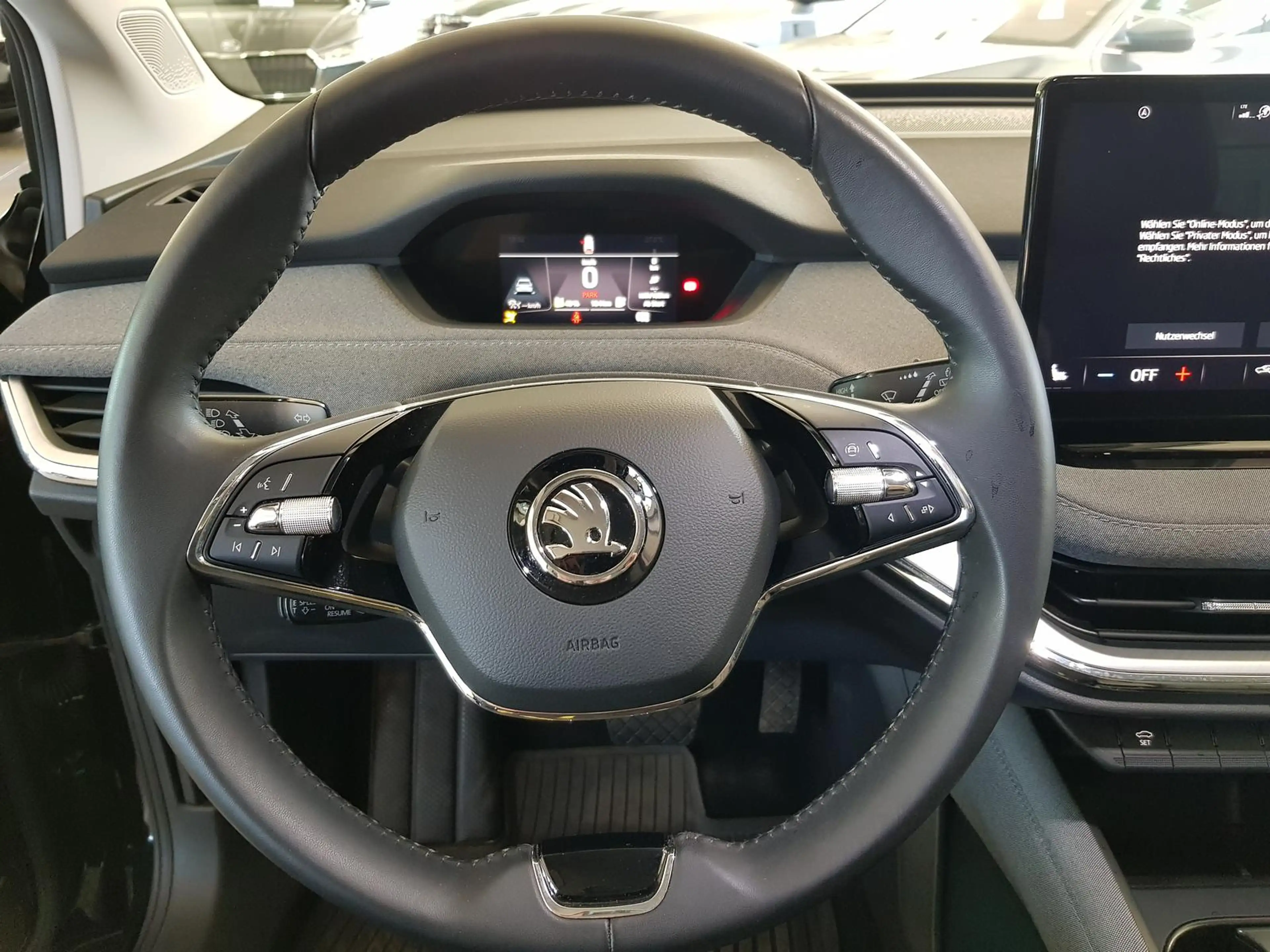 Skoda Enyaq iV60 Navi Sitzheiz. AHK Wä-Pumpe PDC ACC — photo 8