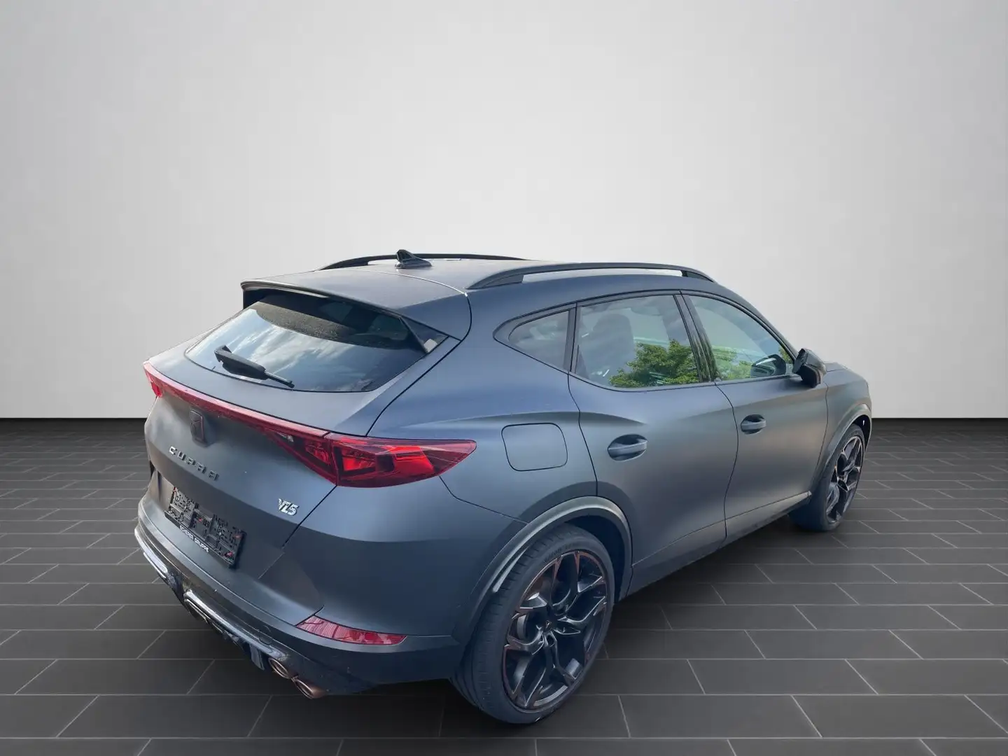 CUPRA Formentor 2.5 TSIF VZ5 DSG/NAVI/PDC/MatrixLED uv Grau - 2