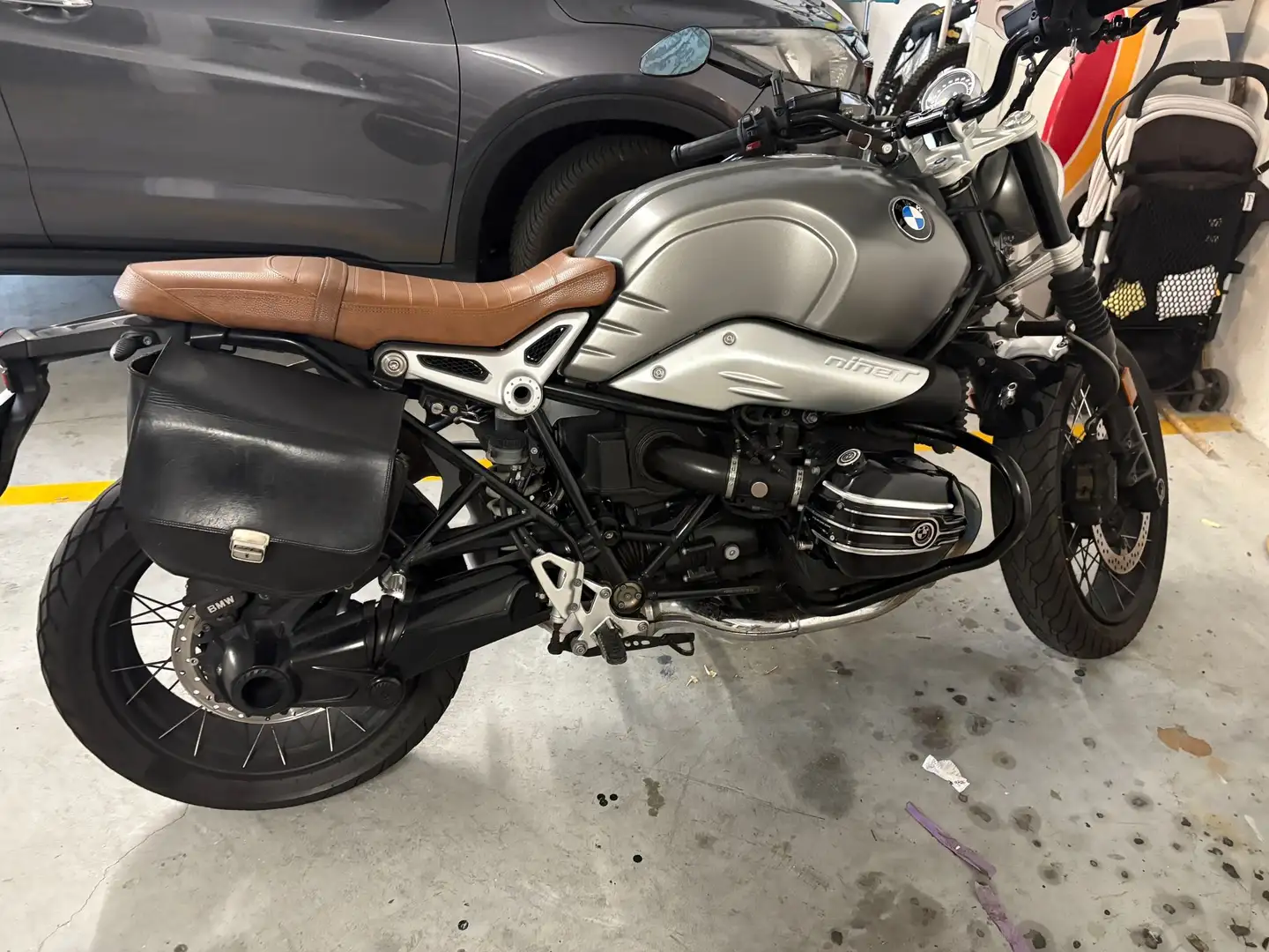 BMW R nineT Scrambler Grigio - 2