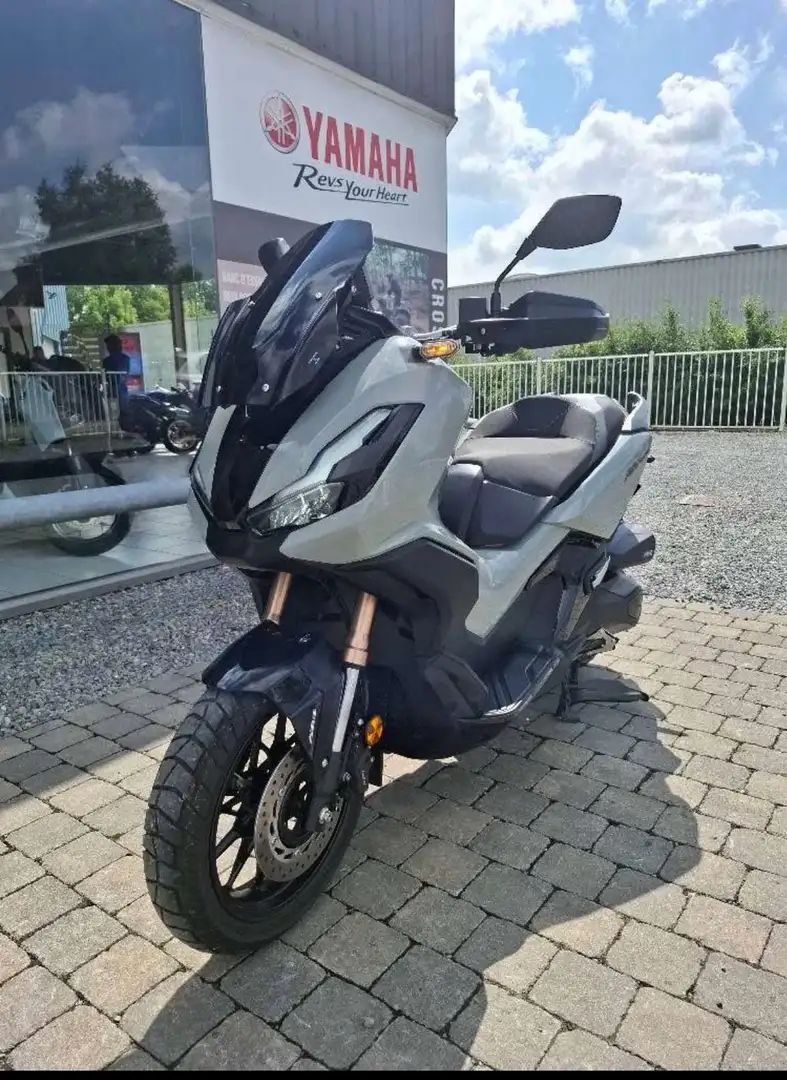 Honda ADV 350 - 1