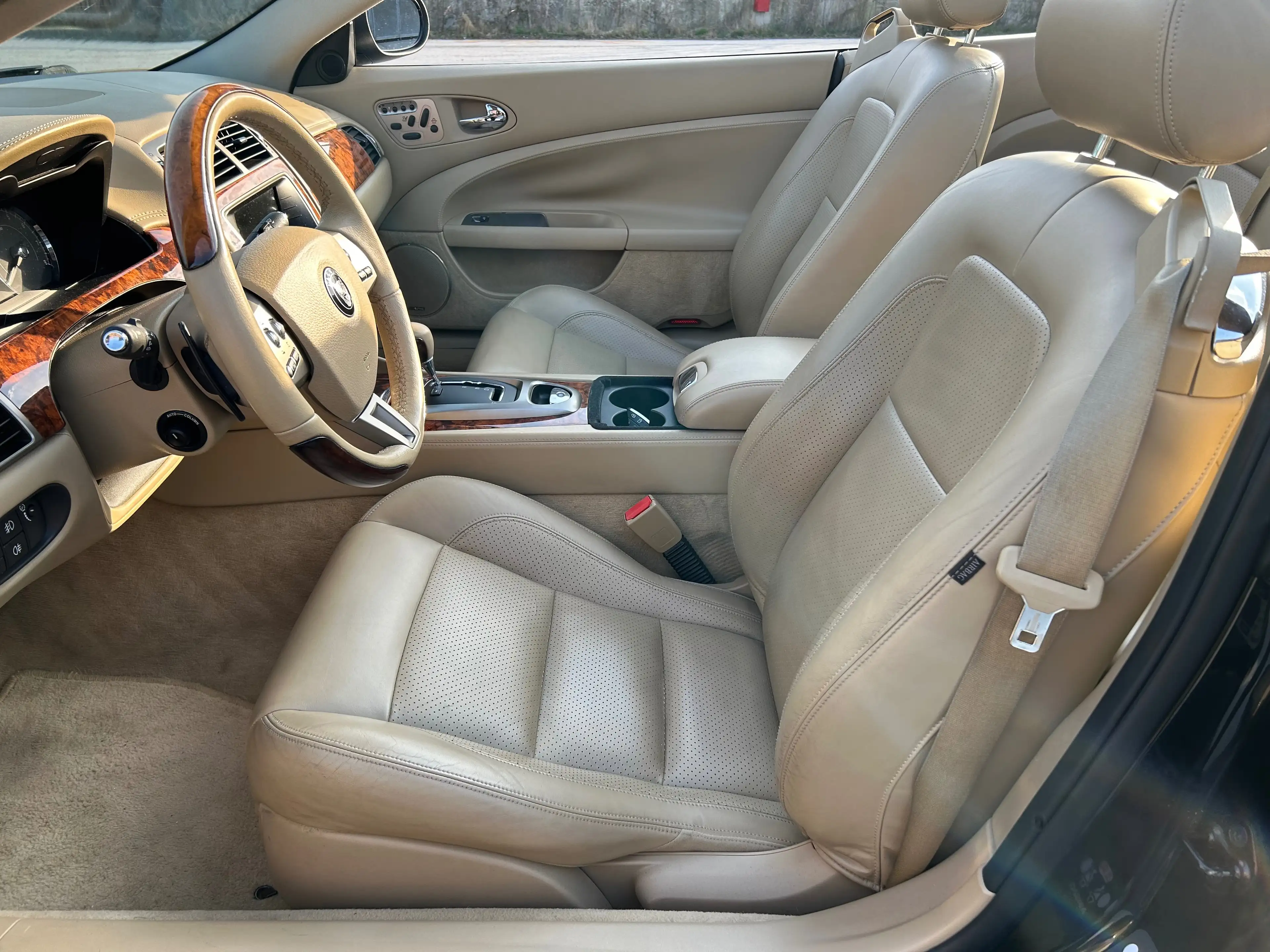 Jaguar XK 4.2 Cabrio — photo 11