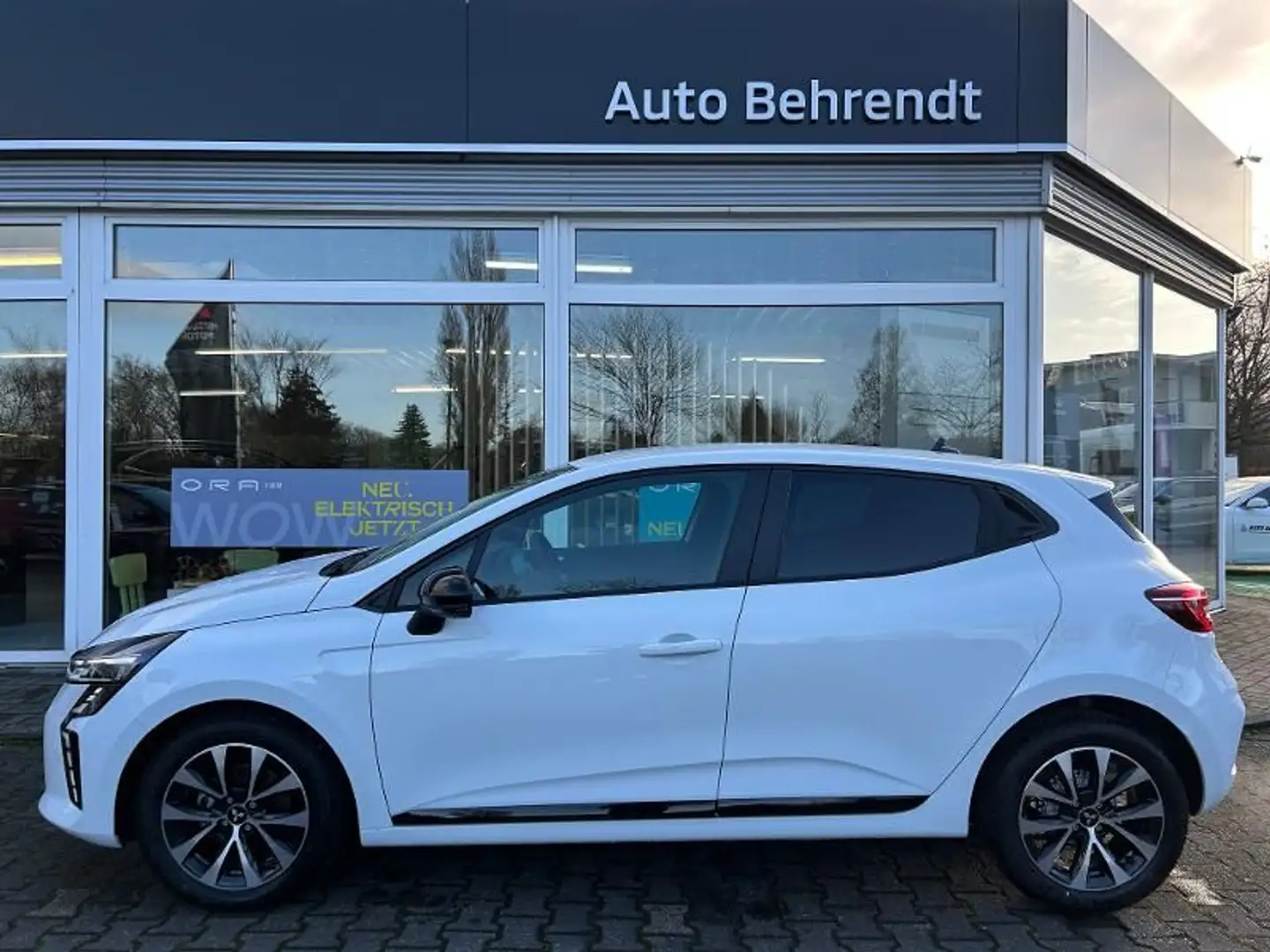 Mitsubishi Colt PLUS 1.0 T-Benziner 6-Gang*Klimaautomatik* Weiß - 2