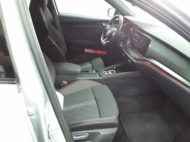 Skoda Octavia view 8