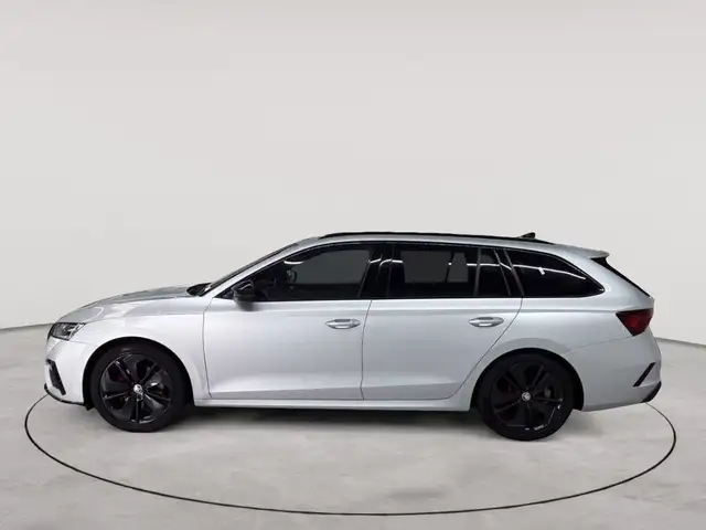 Skoda Octavia view 6