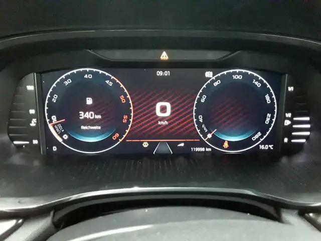 Skoda Octavia view 11