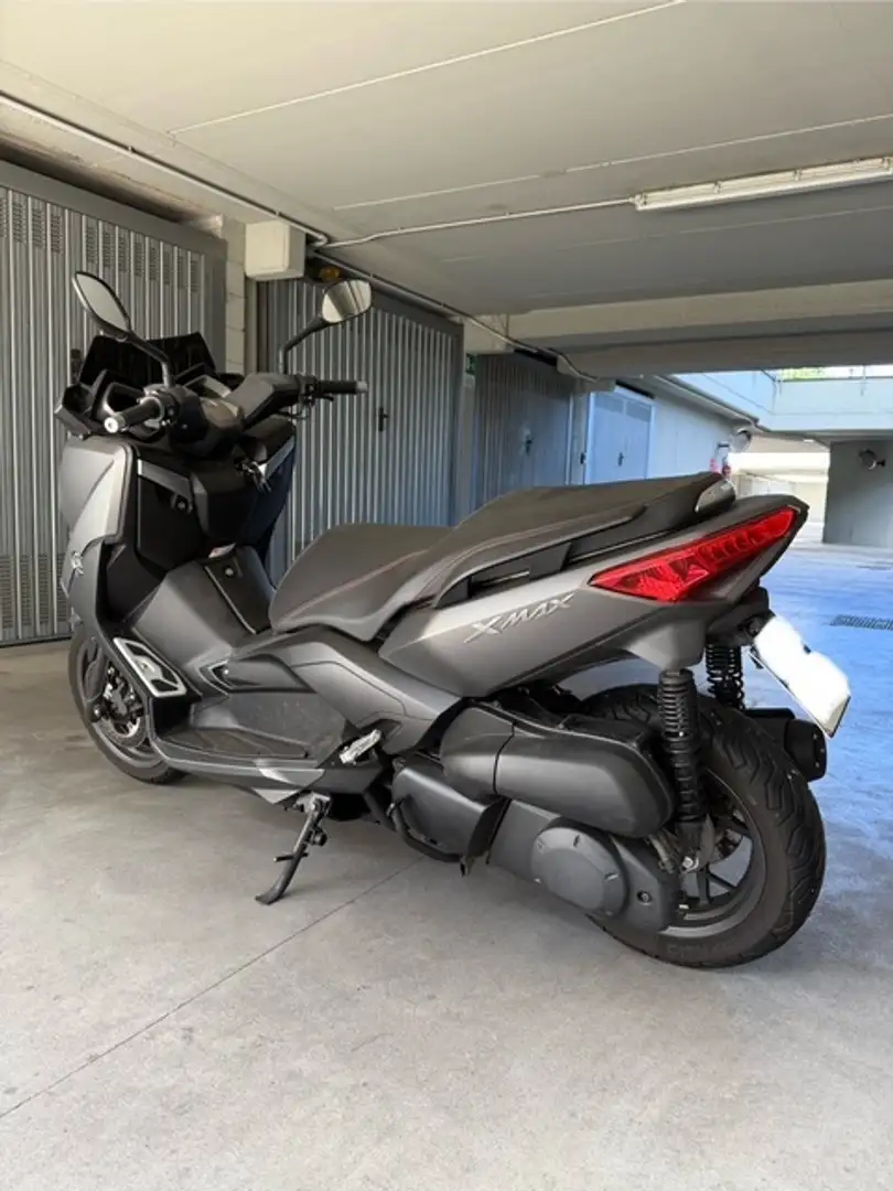 Yamaha X-Max 250 Sport Nero - 2