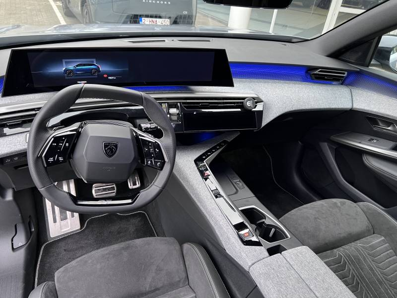 Peugeot 5008 3 e-5008 210 GT — photo 5
