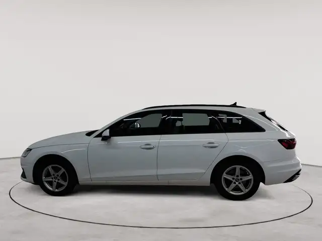 Audi A4 view 6