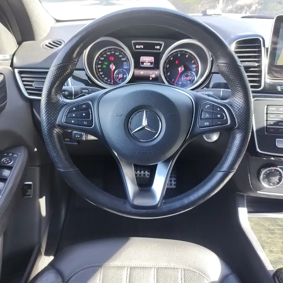 Mercedes-Benz GLE снимка Mercedes-Benz GLE