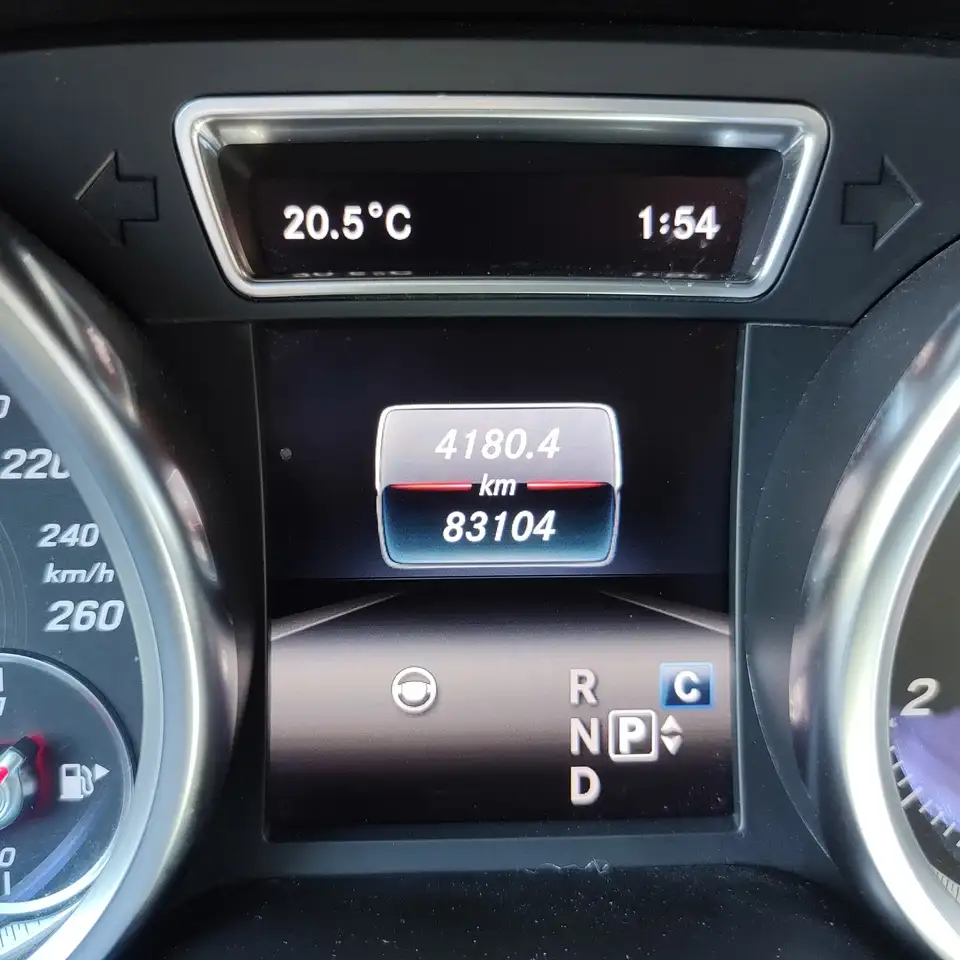 Mercedes-Benz GLE снимка Mercedes-Benz GLE