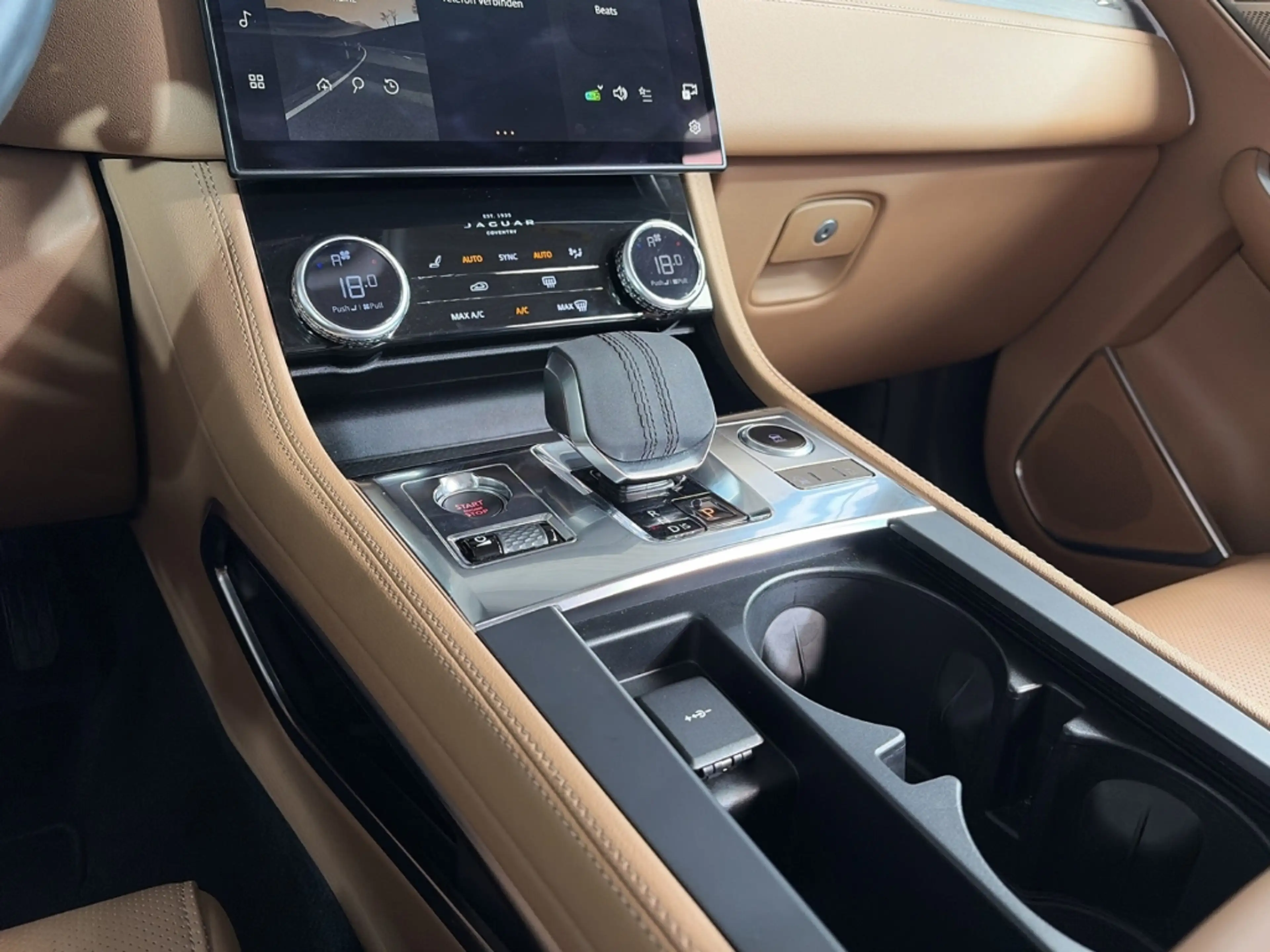 Jaguar F-Pace D300 S *SHZ* *LHZ* *ACC* *NSW* — photo 13
