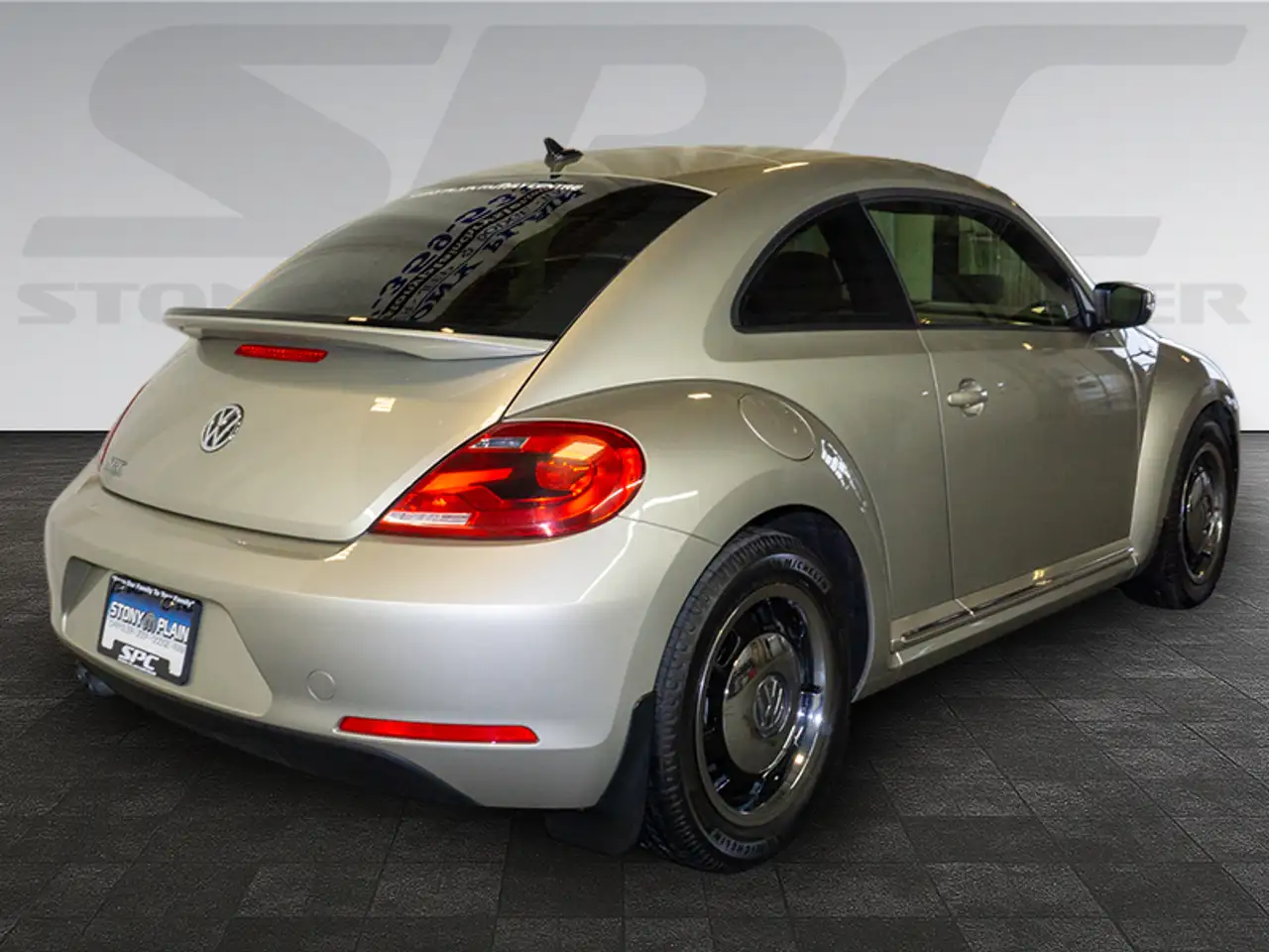 Volkswagen Beetle снимка Volkswagen Beetle