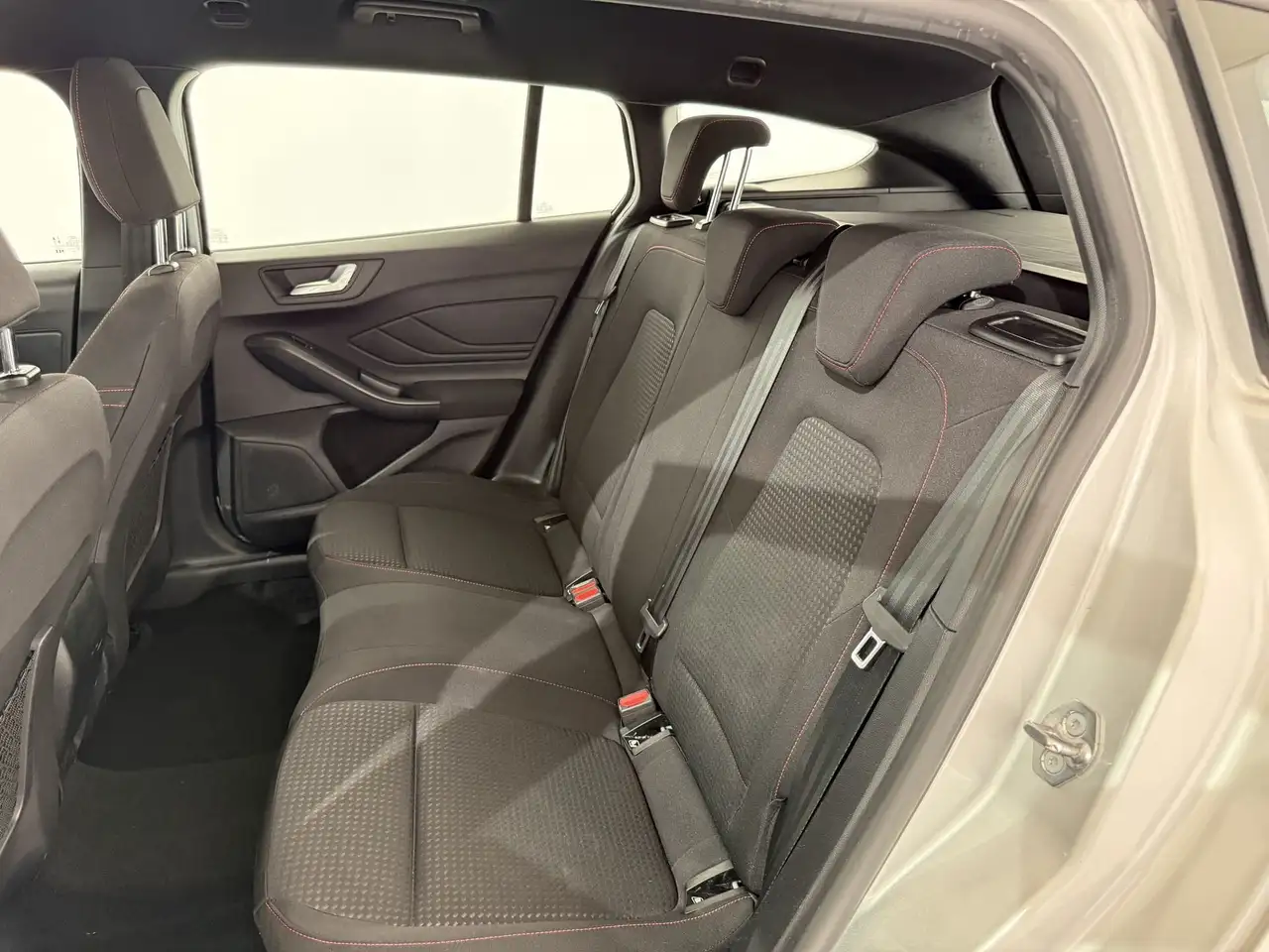 Ford Focus 1.0 EcoBoost Hybr. 155cv ST-Line Auto SW, миниатюра 29