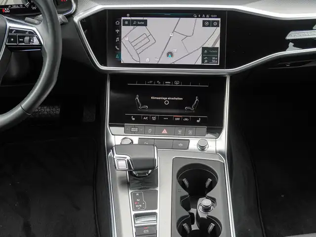 Audi A6 view 12