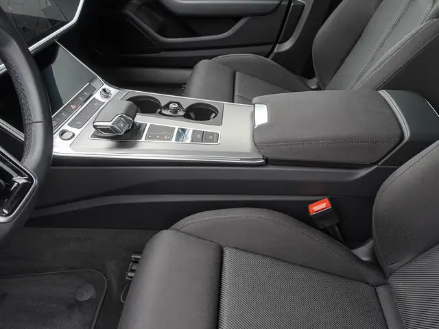 Audi A6 view 15