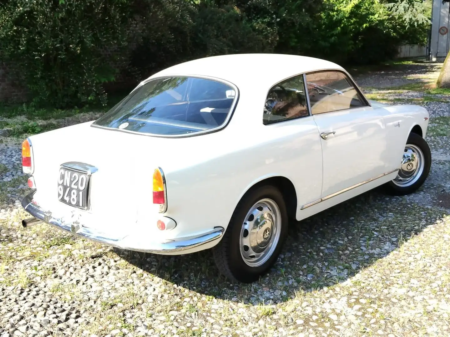 Oldtimer Alfa Romeo Giulia Sprint 1600 Wit - 2