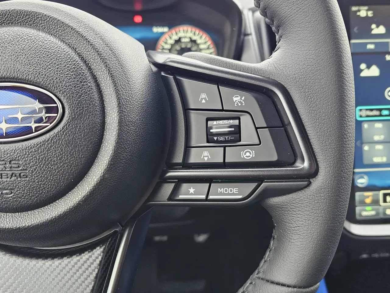 Subaru WRX снимка Subaru WRX