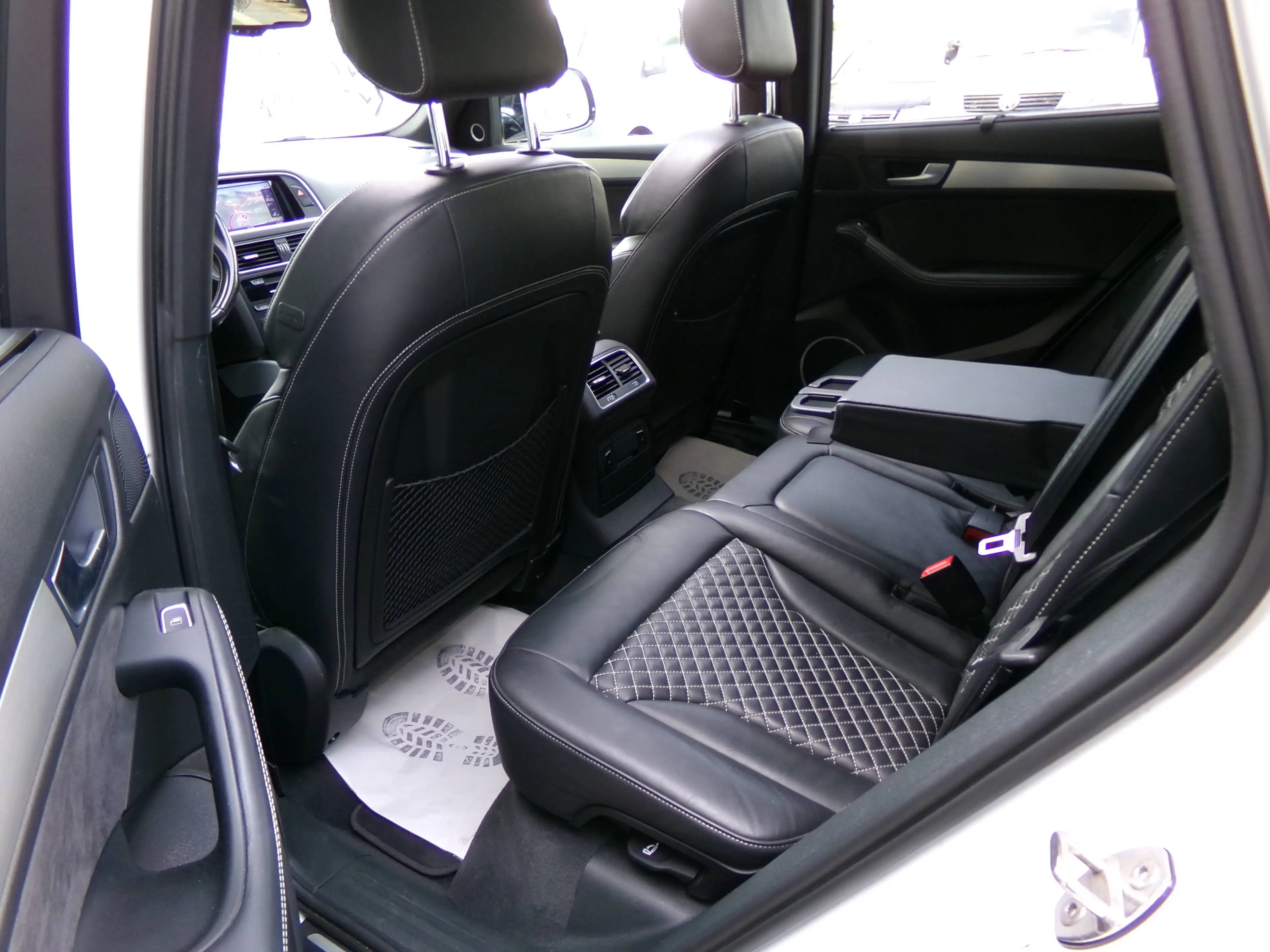 Audi SQ5 3.0TDI plus quattro,HU/AU&KD Neu, AHK schwenkbar, super Zustand, Unfall frei — photo 11