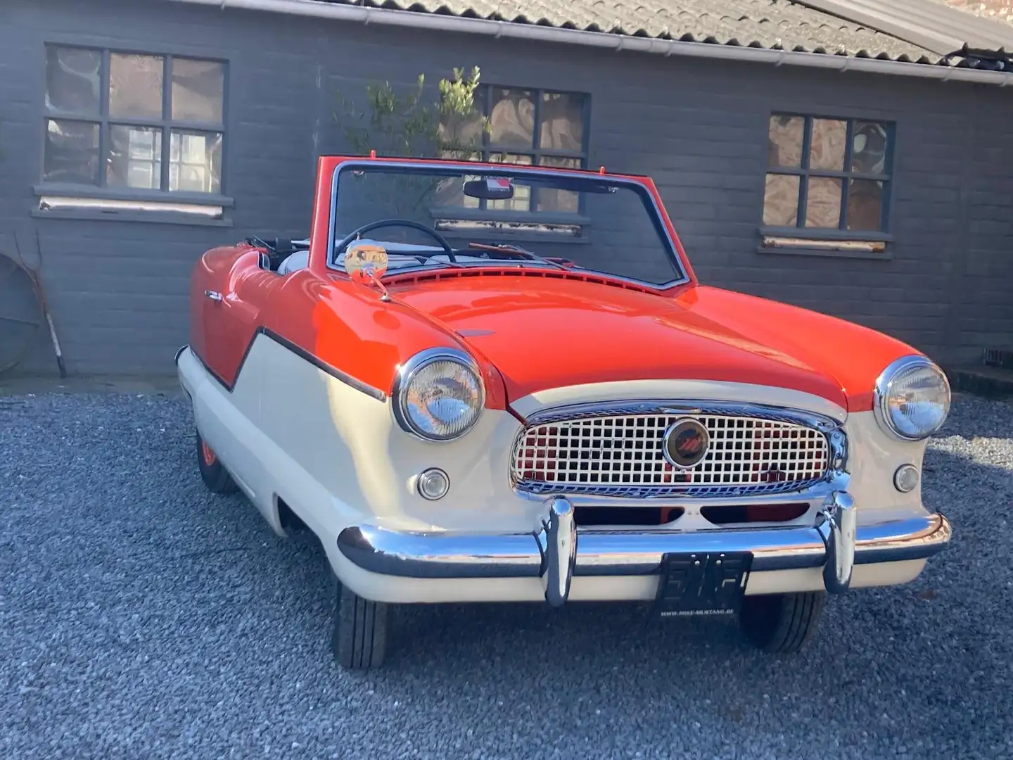 Oldtimer Nash Metropolitan Rood - 1