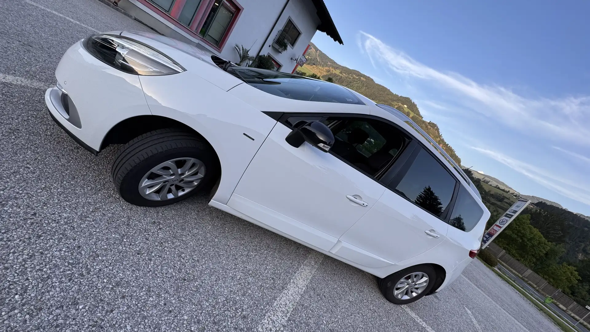 Renault Grand Scenic Energy TCe 115 S&S LIMITED - 2