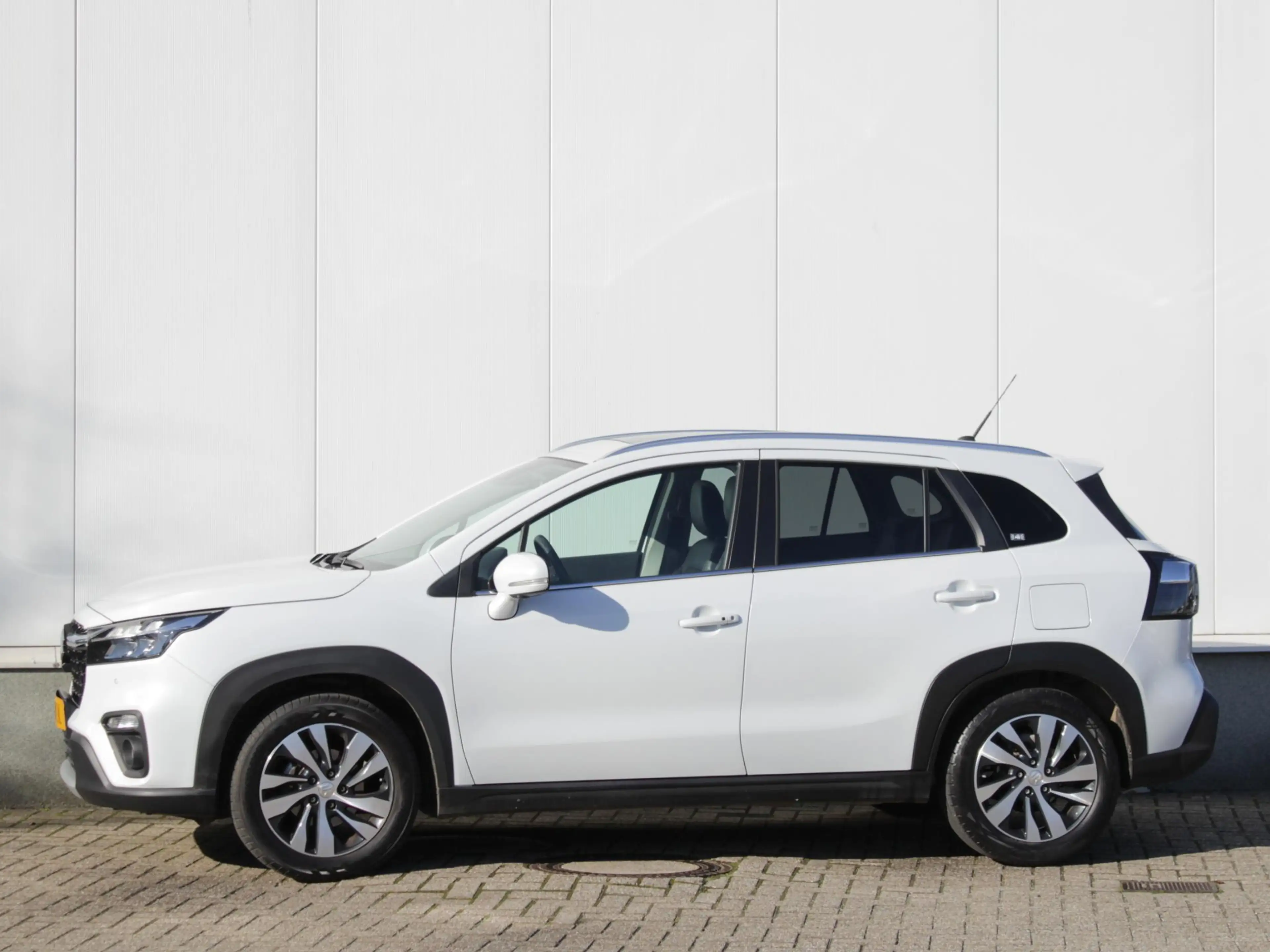 Suzuki S-Cross 1.5 Hybrid Style Automaat | Navi | Leder | Schuifd — photo 3