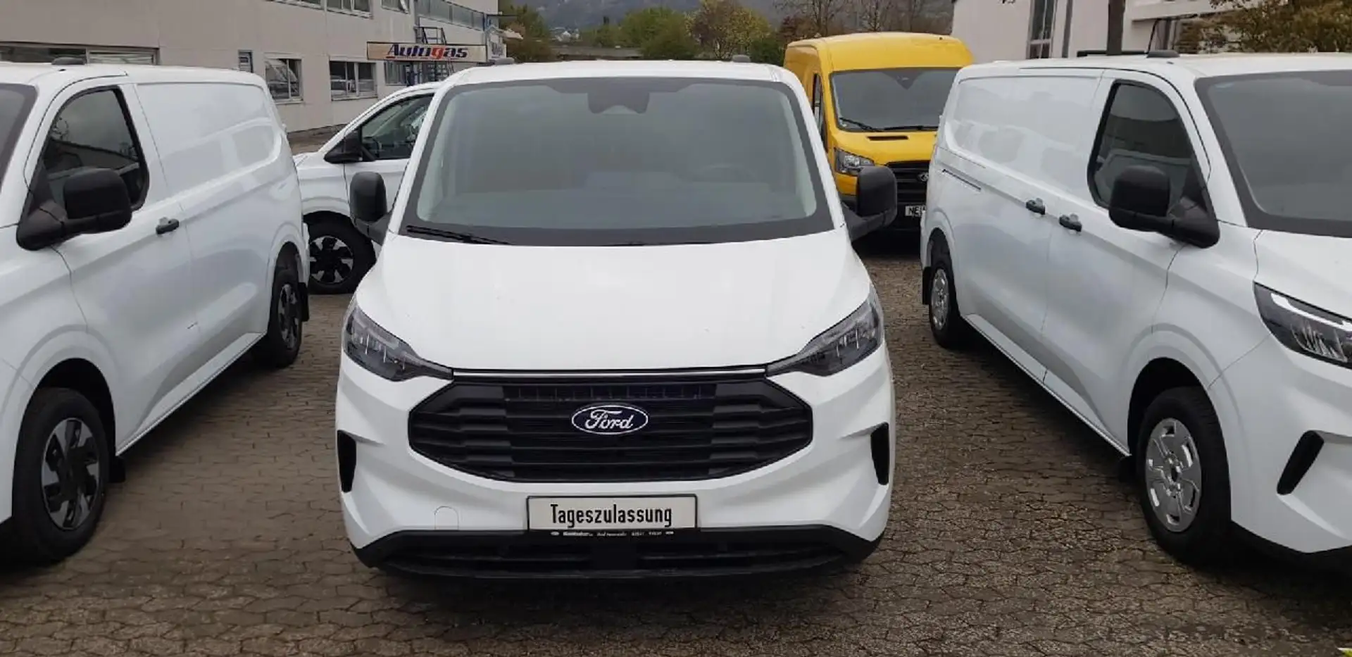 Ford Transit Custom Kasten 320 L2 Trend FWD Wit - 1