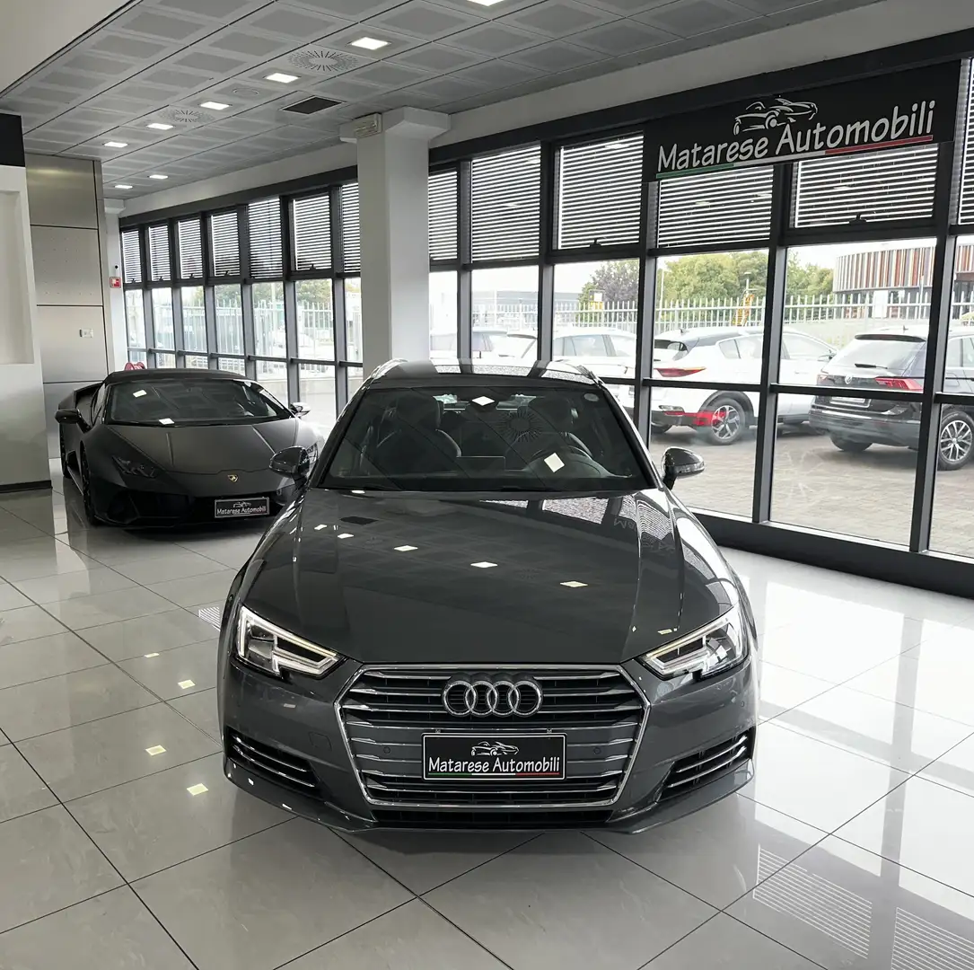 Audi A4 2.0d 190cv Avant S-Line TDI s tronic Grigio - 2