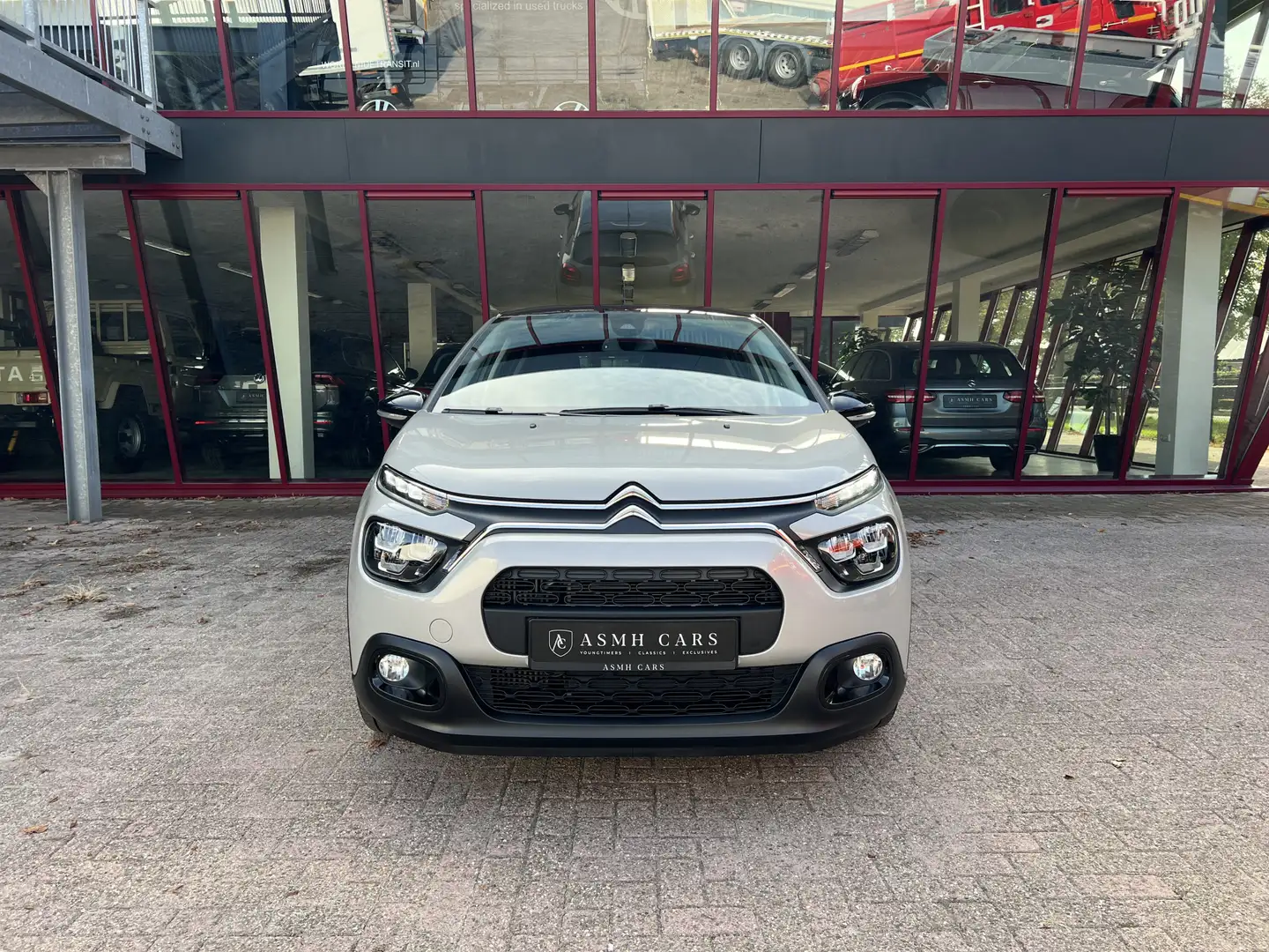 Citroen C3 1.2 PureTech Max | Keyless | Navi | Carplay | Park Gris - 2