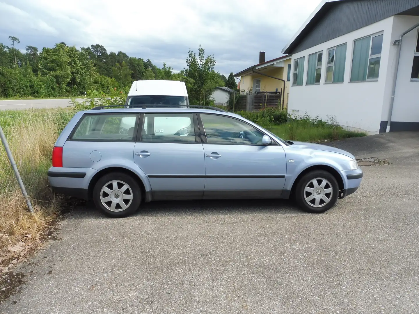 Volkswagen Passat Variant 1.6 Comfortline Blue - 2