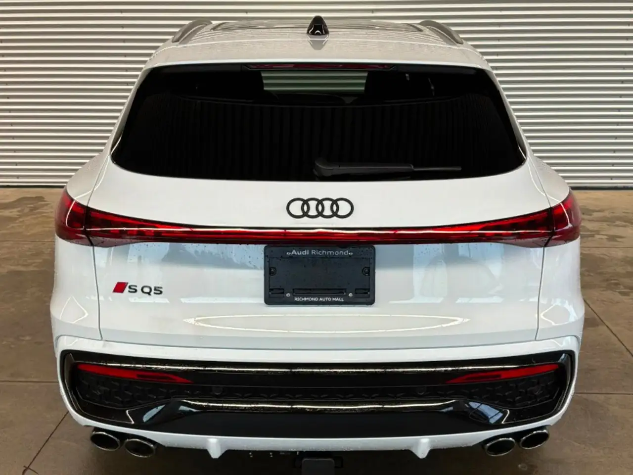 Audi SQ5 снимка Audi SQ5