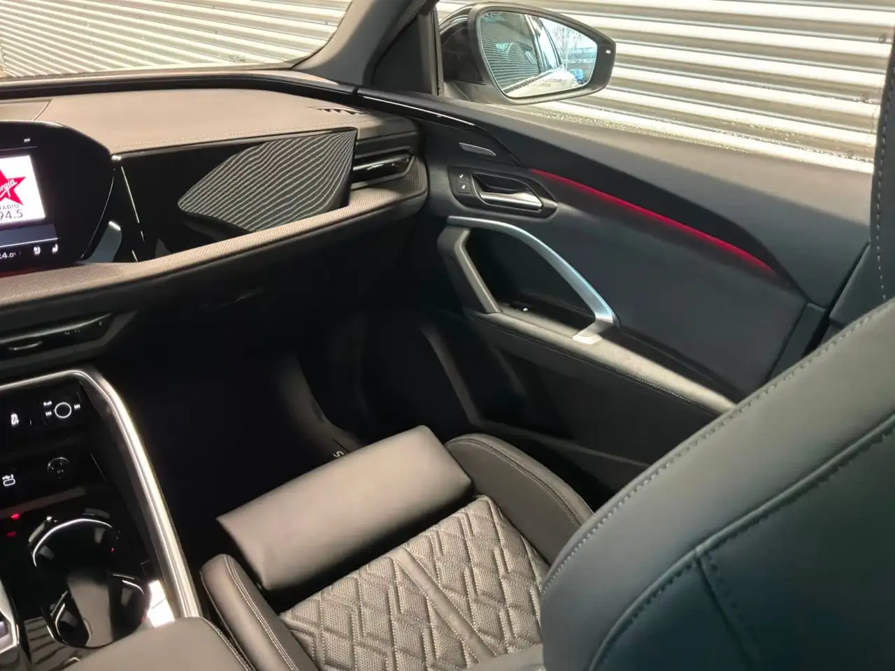 Audi SQ5 снимка Audi SQ5
