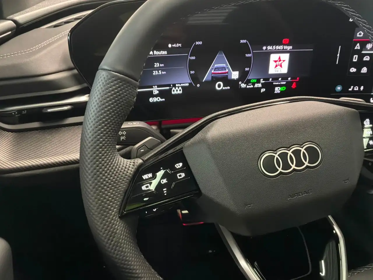 Audi SQ5 снимка Audi SQ5